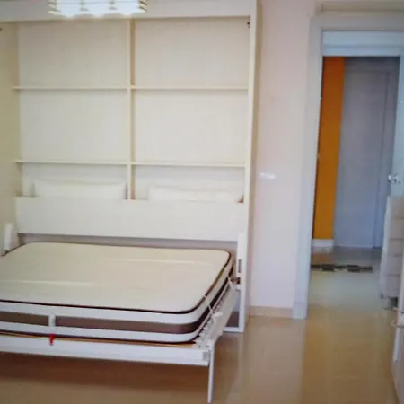 Apartment With Communal Pool, Garden *