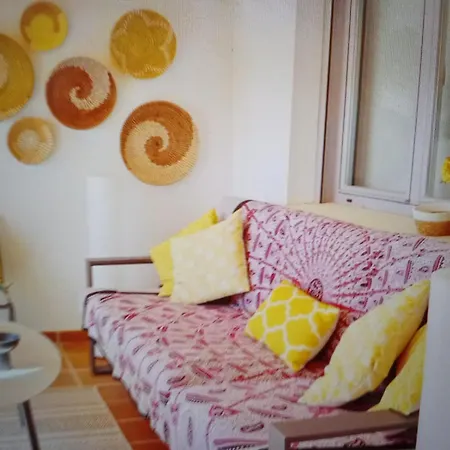 With Communal Pool, Garden Apartment Conil De La Frontera